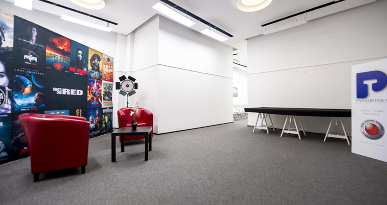 Può ospitare eventi, mostre, esposizioni, vernissage ma anche shooting cine-fotografici e casting